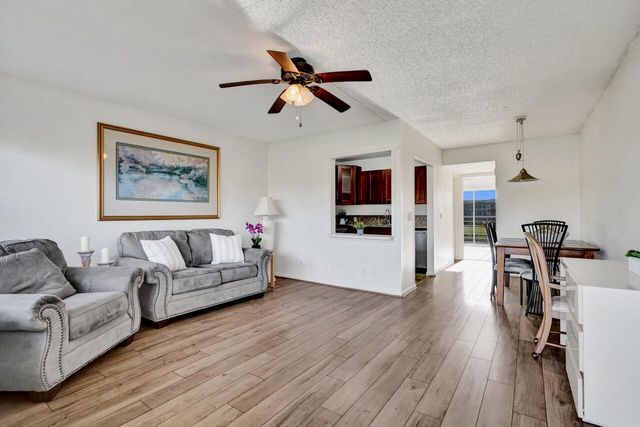 189 Brighton E, Boca Raton, FL 33434