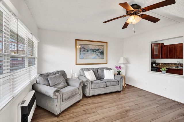 189 Brighton E, Boca Raton, FL 33434