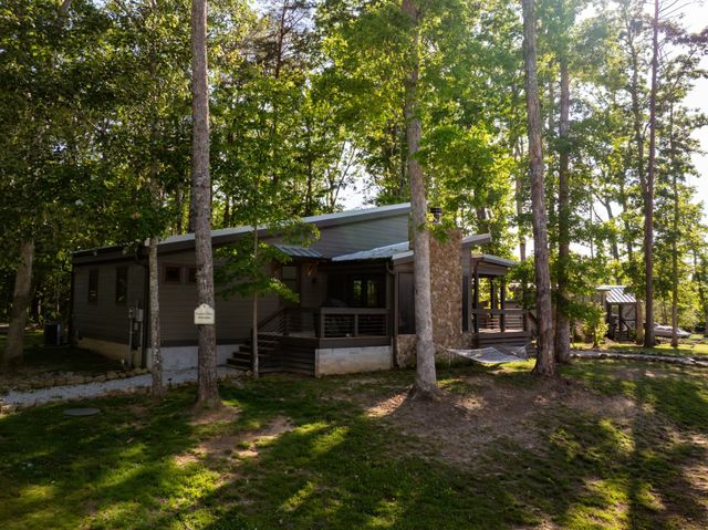 51 Acorn Cv, Tracy City, TN 37387