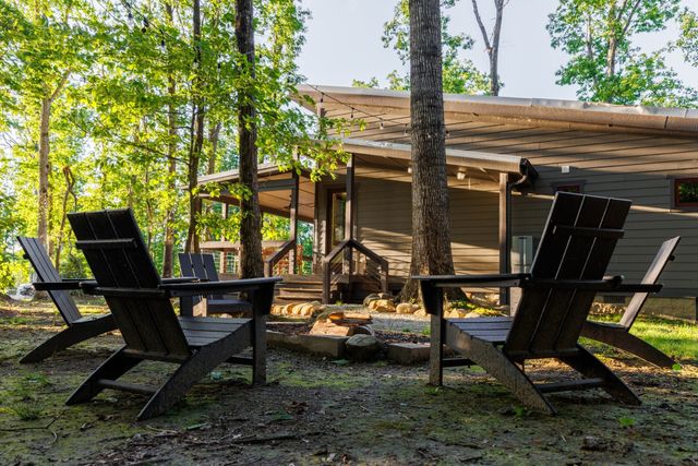 51 Acorn Cv, Tracy City, TN 37387