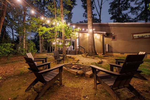 51 Acorn Cv, Tracy City, TN 37387