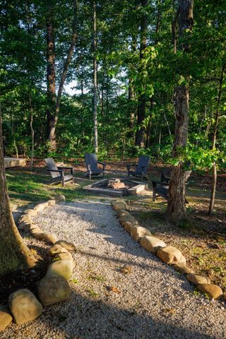 51 Acorn Cv, Tracy City, TN 37387