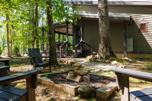 51 Acorn Cv, Tracy City, TN 37387
