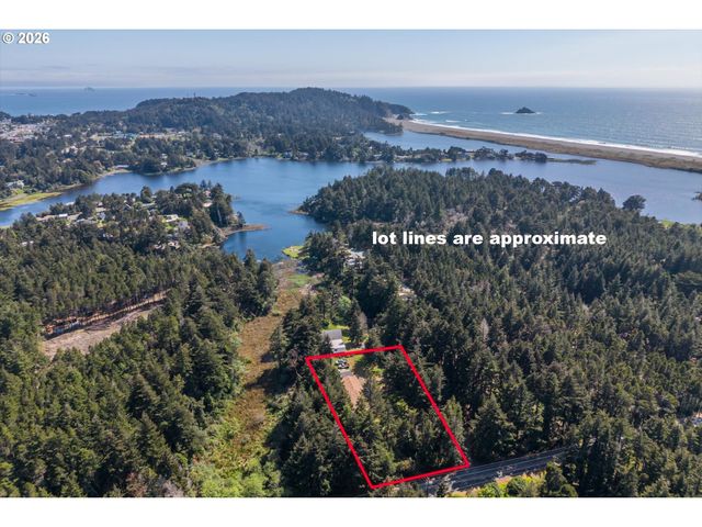 92504 PARADISE POINT Rd, Port Orford, OR 97465