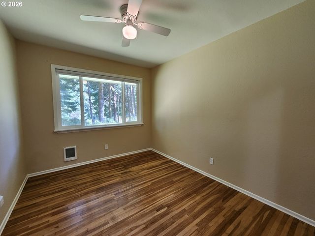 92504 PARADISE POINT Rd, Port Orford, OR 97465