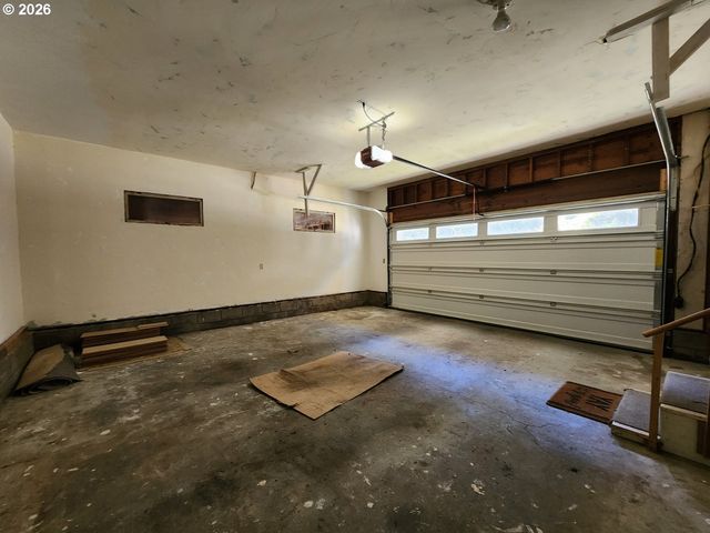 92504 PARADISE POINT Rd, Port Orford, OR 97465