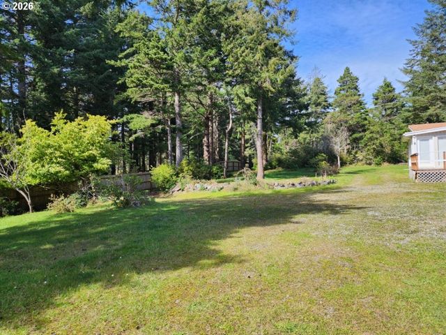 92504 PARADISE POINT Rd, Port Orford, OR 97465