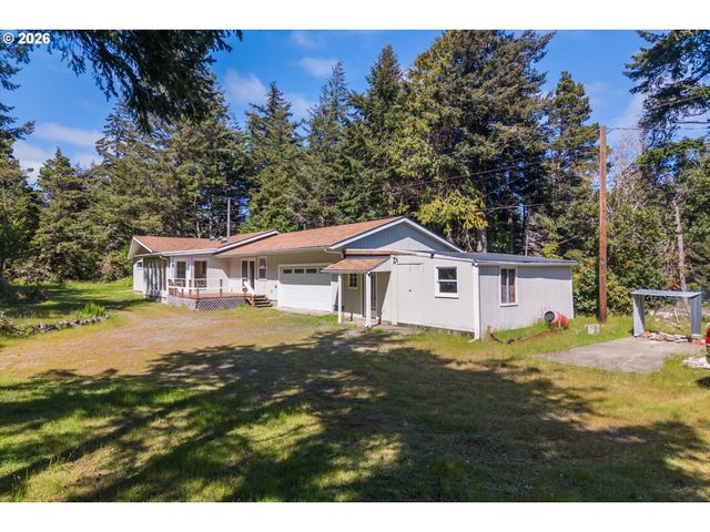 92504 PARADISE POINT Rd, Port Orford, OR 97465