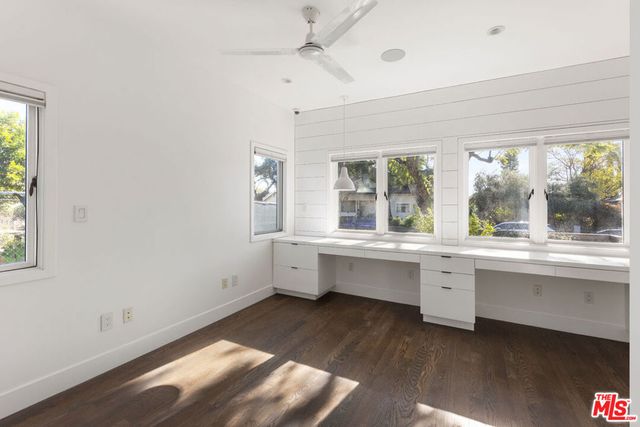 4525 Melbourne Avenue, Los Angeles, CA 90027