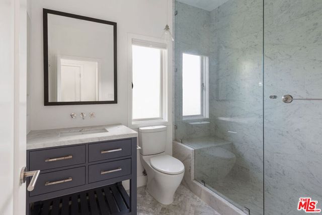 4525 Melbourne Avenue, Los Angeles, CA 90027