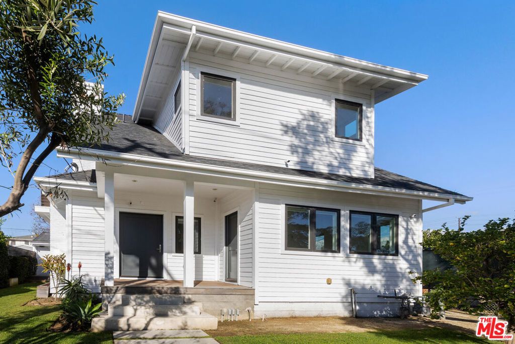 4525 Melbourne Avenue, Los Angeles, CA 90027