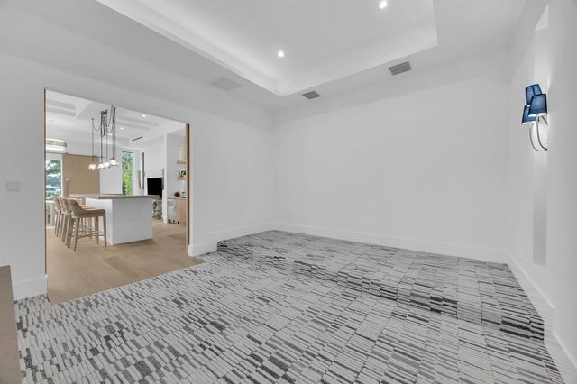 19175 W Riverside Drive, Tequesta, FL 33469