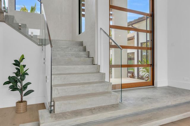 19175 W Riverside Drive, Tequesta, FL 33469