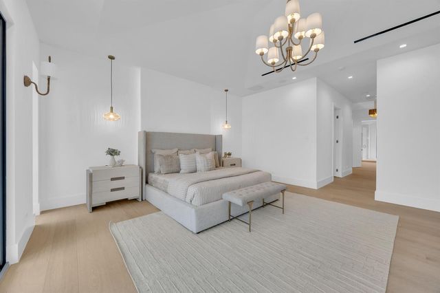 19175 W Riverside Drive, Tequesta, FL 33469