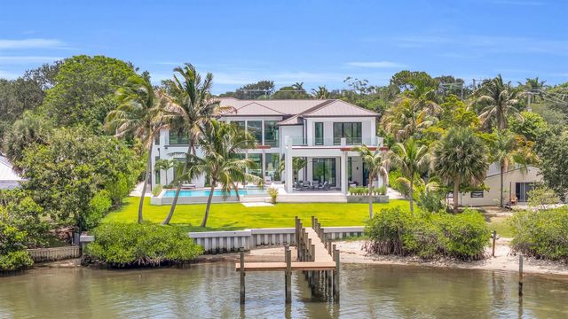 19175 W Riverside Drive, Tequesta, FL 33469