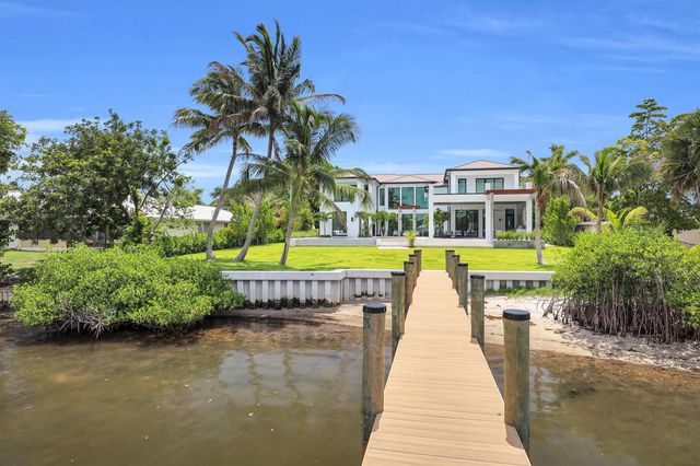19175 W Riverside Drive, Tequesta, FL 33469