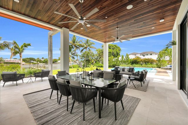 19175 W Riverside Drive, Tequesta, FL 33469