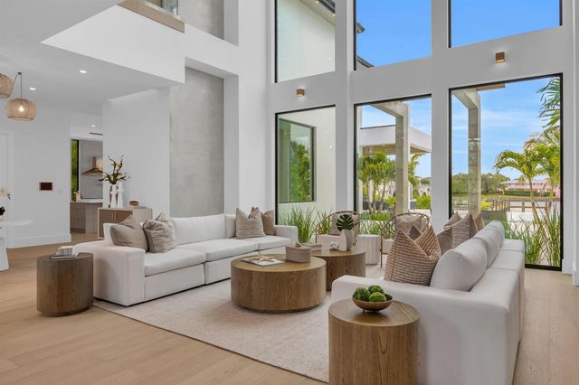 19175 W Riverside Drive, Tequesta, FL 33469