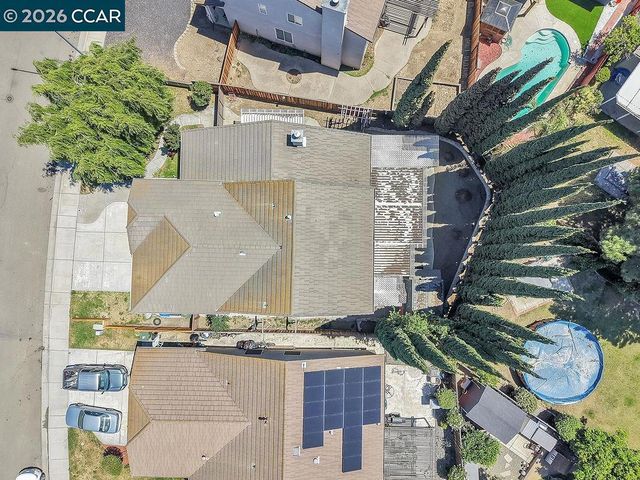 1720 Treehaven Lane, Tracy, CA 95376