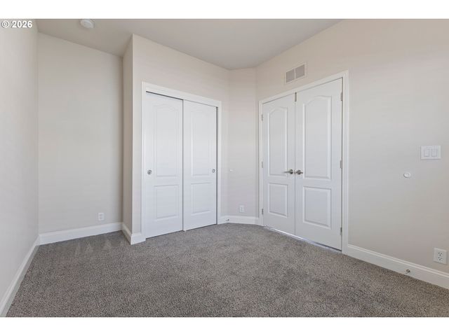 576 Sw GEORGETOWN Way 146, Beaverton, OR 97006