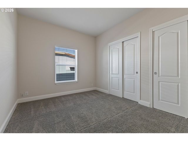 576 Sw GEORGETOWN Way 146, Beaverton, OR 97006