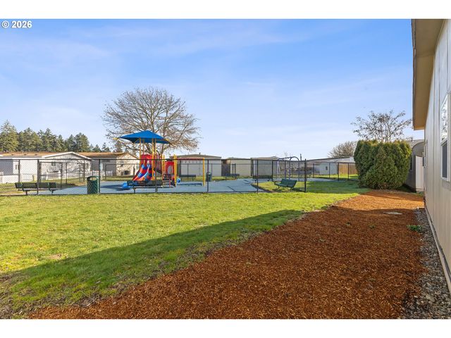576 Sw GEORGETOWN Way 146, Beaverton, OR 97006