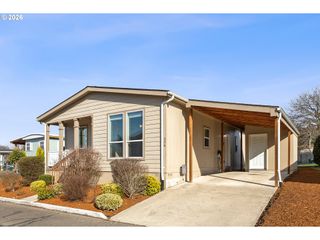 576 Sw GEORGETOWN Way 146, Beaverton, OR 97006