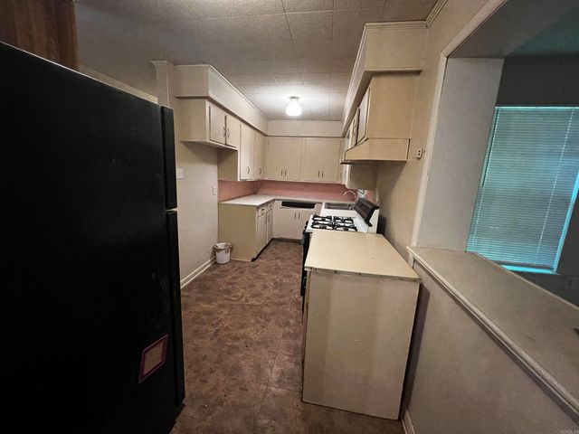 409 Sunnymeade Drive, Little Rock, AR 72205