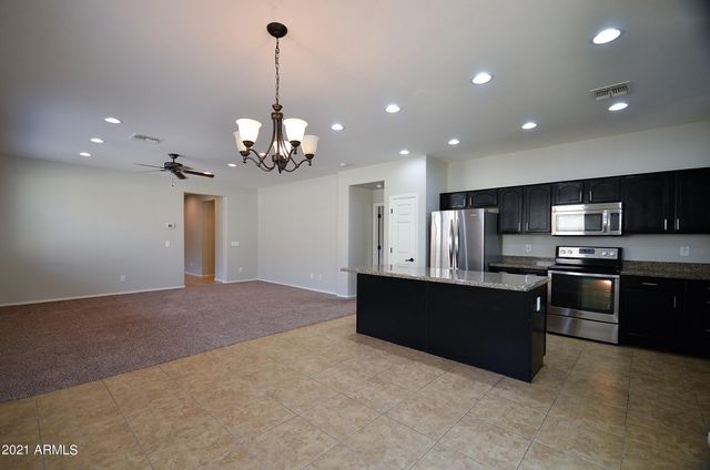 3242 E Rochelle Street, Mesa, AZ 85213