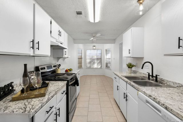 9219 Ridge Climb, San Antonio, TX 78250