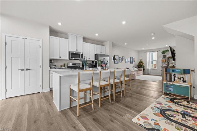 1212 Gunboat DR, Suffolk, VA 23435