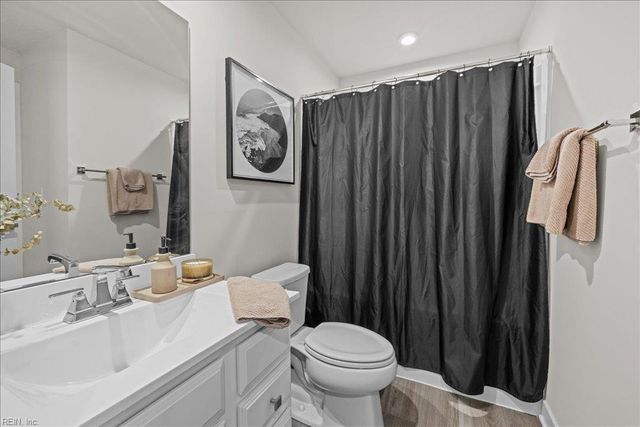 1212 Gunboat DR, Suffolk, VA 23435