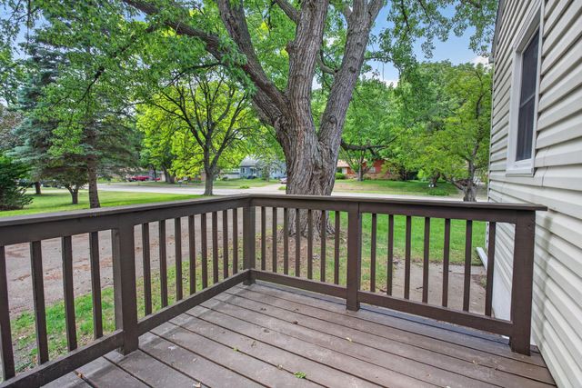 7853 Long Lake Road, Mounds View, MN 55112
