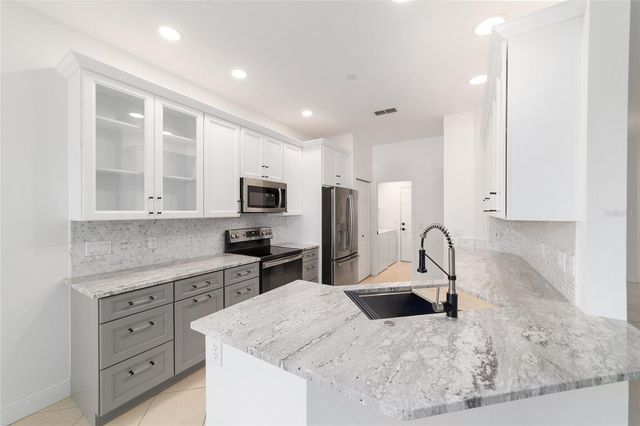 9265 SW 93RD CIRCLE, Ocala, FL 34481