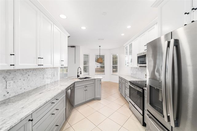 9265 SW 93RD CIRCLE, Ocala, FL 34481