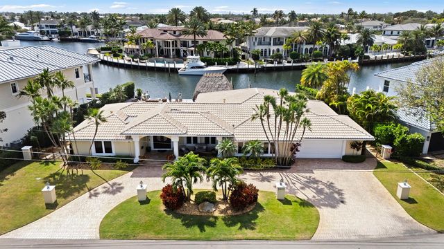 2600 NE 33rd Street, Lighthouse Point, FL 33064