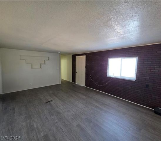 1121 Pawnee Lane, Henderson, NV 89015