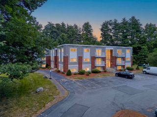 59 Constitution Dr # D, Londonderry, NH 03053