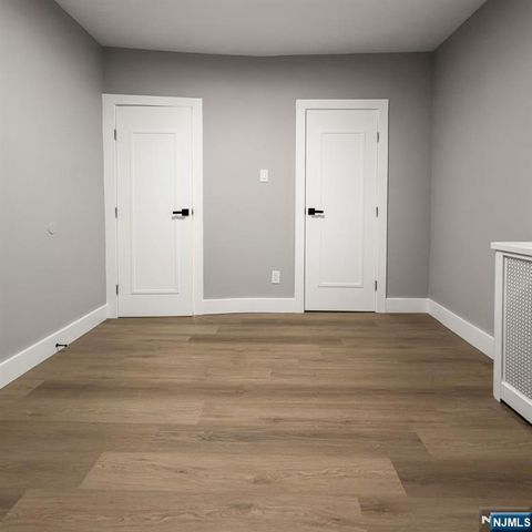 76 Mission Street, Montclair, NJ 07042