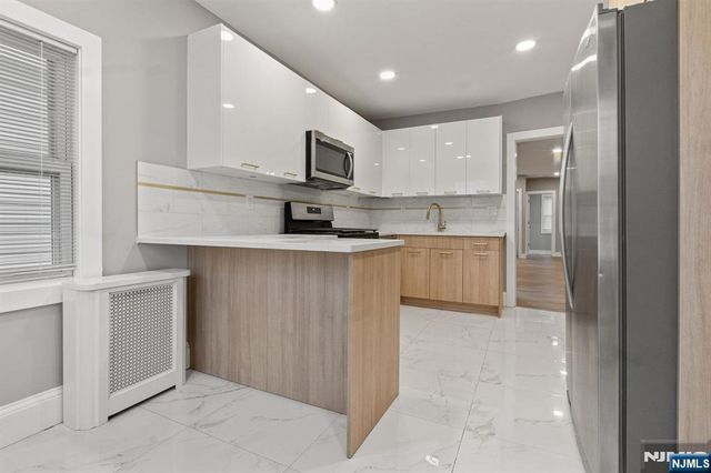 76 Mission Street, Montclair, NJ 07042