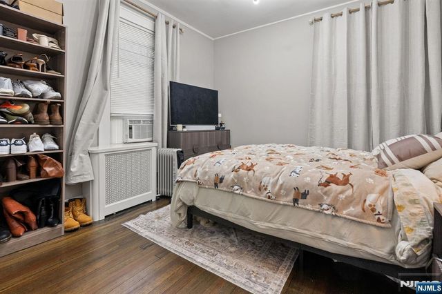 76 Mission Street, Montclair, NJ 07042