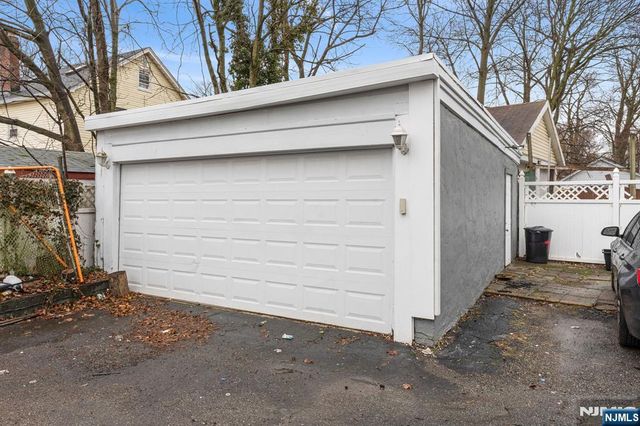 76 Mission Street, Montclair, NJ 07042