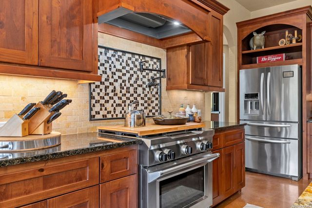 17203 Clovis, Helotes, TX 78023