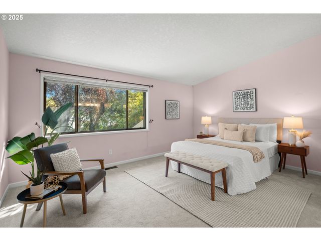 8250 Sw 165TH Ave, Beaverton, OR 97007