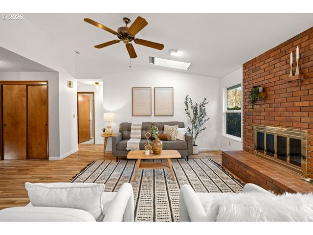 8250 Sw 165TH Ave, Beaverton, OR 97007