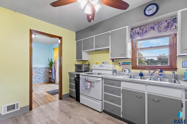 740 N Minnesota St Street, Salem, SD 57058