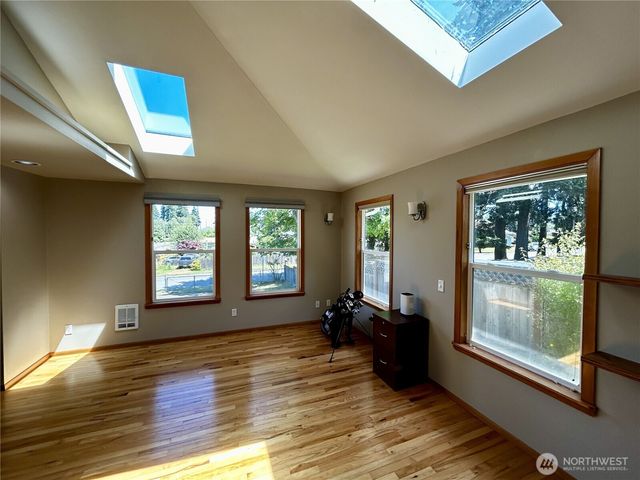 1105 S I st., Port Angeles, WA 98363