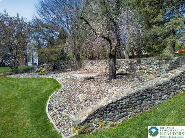 2975 Macungie Road, Lower Macungie Twp, PA 18049