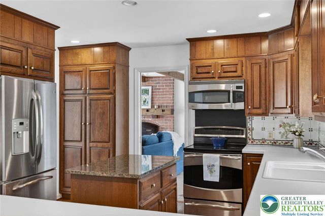 2975 Macungie Road, Lower Macungie Twp, PA 18049