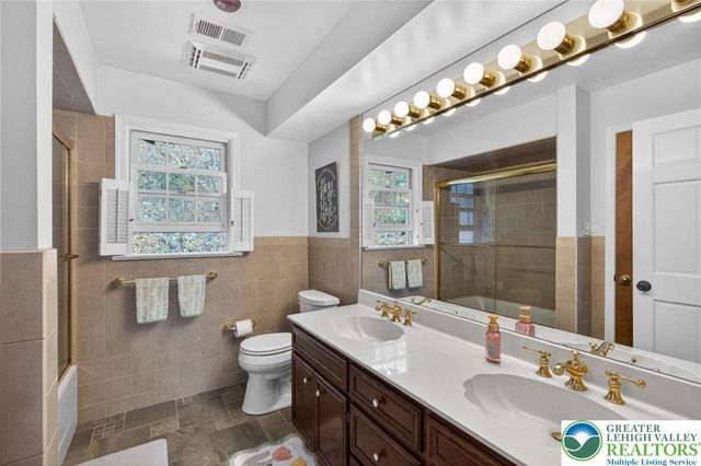 2975 Macungie Road, Lower Macungie Twp, PA 18049